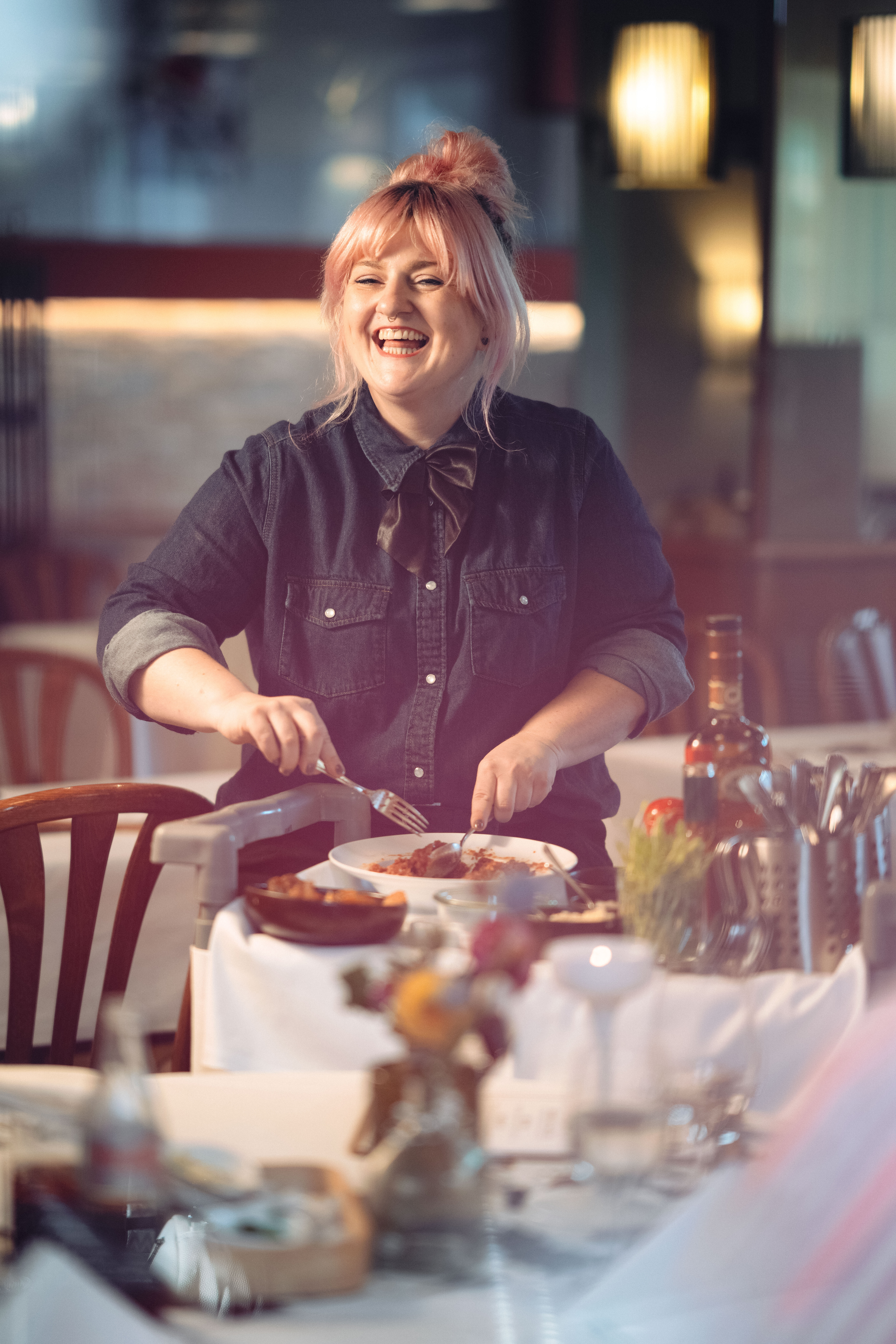 Servicekraft, Kellner, Restaurantfachmann (m,w,d)
20 Wochenstunden
